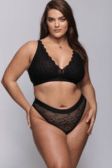 Signature Lace Fuller Cup – Black