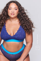 Lauren | Size: 34 E / 16