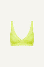 A ghost image of the front of the signature silhouette lace bra in the colour lime 