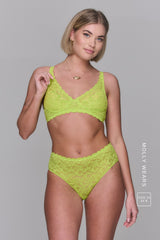 Molly | Size: 34 B / 10