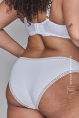 Micro-Braziliaanse slip met kanten afwerking - Crème (Flexi beugel)