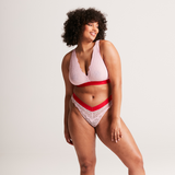 Ensemble brassière à bonnets généreux et brésilien en dentelle Signature - Rose clair