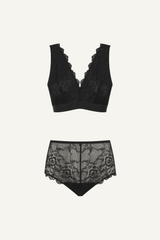 Signature Lace Fuller Cup & Short Set - Black