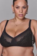 The One Signature Lace High Support Bra - Black