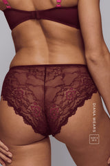 Signature Lace Short - Wine